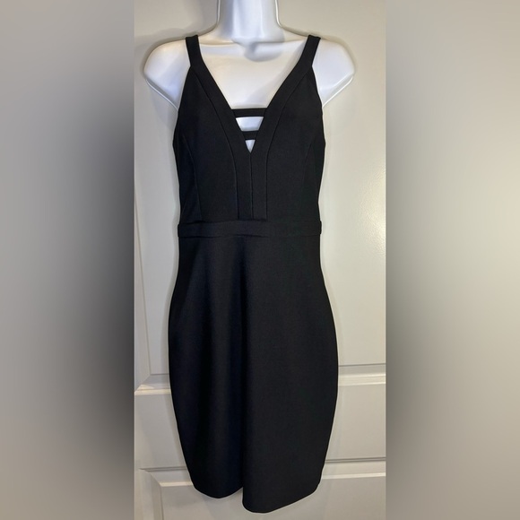 Black Guess cocktail dress 👗 Size 4 - Picture 8 of 10